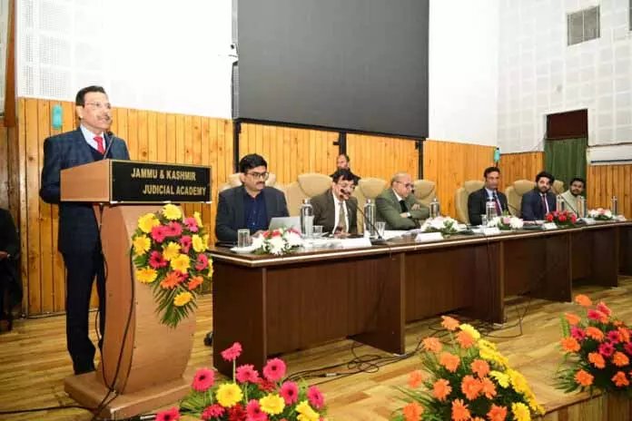 J&K ज्यूडिशियल एकेडमी ने वाइल्डलाइफ प्रोटेक्शन लॉ पर वर्कशॉप ऑर्गनाइज़ की J&K ज्यूडिशियल एकेडमी ने वाइल्डलाइफ प्रोटेक्शन लॉ पर वर्कशॉप ऑर्गनाइज़ की