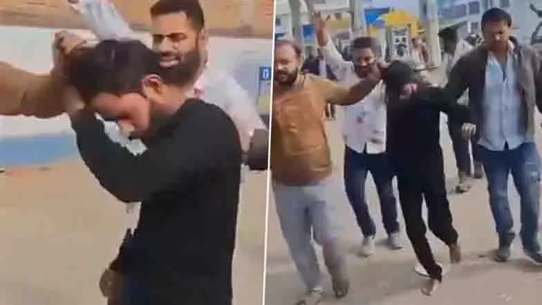किशोरी का नग्न वीडियो चुपके से रिकॉर्ड किया गया, फिर उसे बलैकमेल किया किशोरी का नग्न वीडियो चुपके से रिकॉर्ड किया गया, फिर उसे बलैकमेल किया