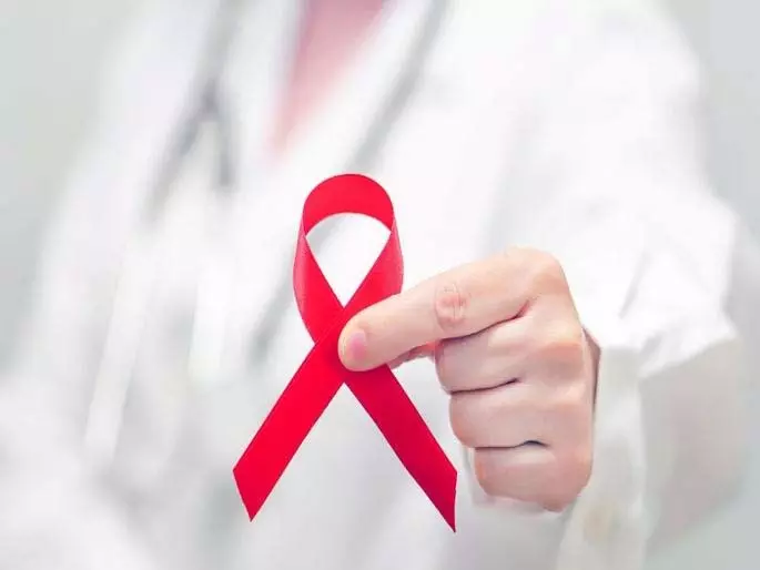 केंद्र ने महाराष्ट्र को सबसे अच्छे HIV इलाज के लिए सम्मानित किया, टॉप राज्य के तौर पर पहचाना केंद्र ने महाराष्ट्र को सबसे अच्छे HIV इलाज के लिए सम्मानित किया, टॉप राज्य के तौर पर पहचाना