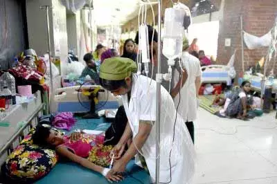 डेंगू से 8 मौत, मृतकों की संख्या पहुंची 360 के पार डेंगू से 8 मौत, मृतकों की संख्या पहुंची 360 के पार