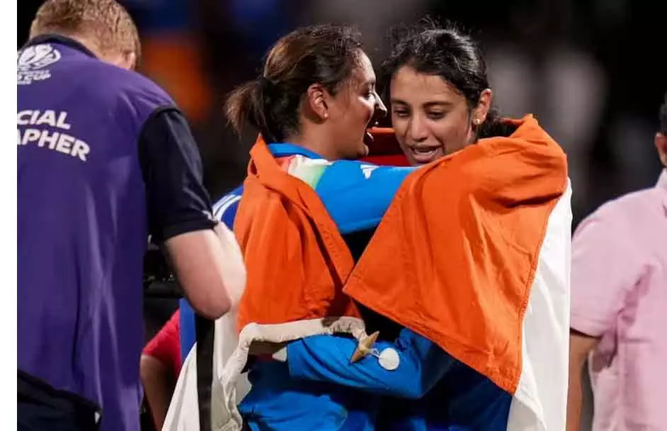 Smriti Mandhana की शादी में देरी, पिता की बीमारी बनी वजह Smriti Mandhana की शादी में देरी, पिता की बीमारी बनी वजह