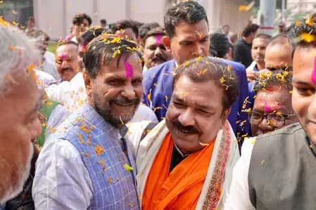 प्रदेश में कानून का राज और युवाओं को रोजगार देना हमारी प्राथमिकता: दिलीप जायसवाल प्रदेश में कानून का राज और युवाओं को रोजगार देना हमारी प्राथमिकता: दिलीप जायसवाल