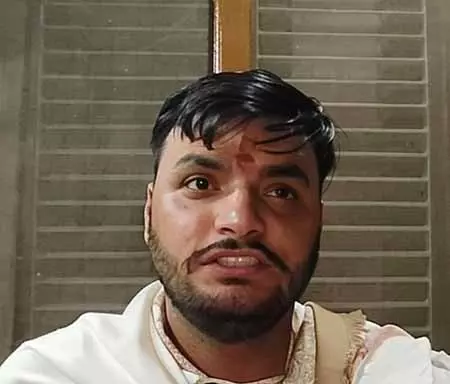अयोध्या: ध्वजारोहण की तैयारियों के बीच आचार्यों ने की पीएम मोदी की सराहना अयोध्या: ध्वजारोहण की तैयारियों के बीच आचार्यों ने की पीएम मोदी की सराहना