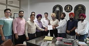 Punjab के पशु चिकित्सकों ने विभागीय काम रोका, वेतन-समानता के विरोध को तेज किया