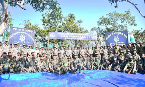 CRPF ने प्राकृतिक चुनौतियों के बीच किया साहसिक कार्य