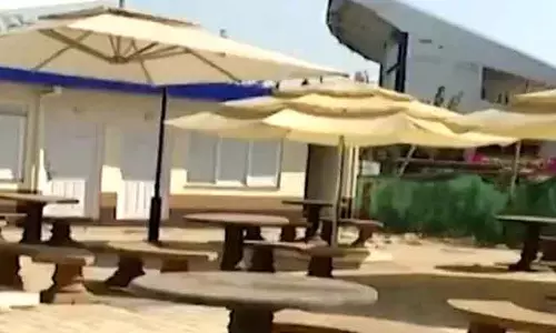Odisha : कटक शहर में 6 करोड़ का बाराबती फूड कोर्ट बिना इस्तेमाल के पड़ा है Odisha : कटक शहर में 6 करोड़ का बाराबती फूड कोर्ट बिना इस्तेमाल के पड़ा है