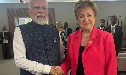 G20 Summit: PM मोदी ने IMF चीफ क्रिस्टालिना जॉर्जीवा से मुलाकात की G20 Summit: PM मोदी ने IMF चीफ क्रिस्टालिना जॉर्जीवा से मुलाकात की