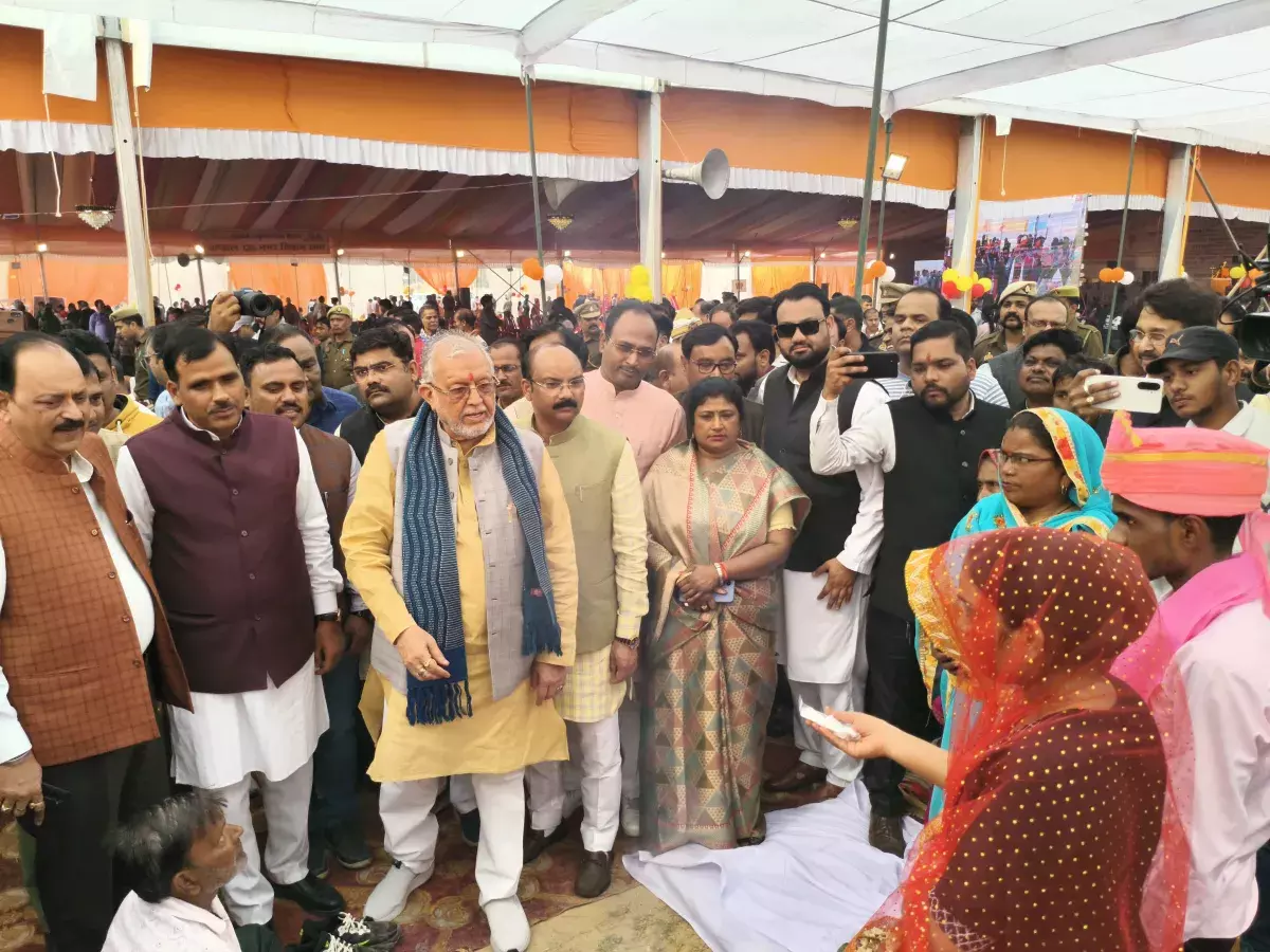 Shahjahanpur: सामूहिक विवाह समारोह में 178 जोड़ों का पंजीकरण Shahjahanpur: सामूहिक विवाह समारोह में 178 जोड़ों का पंजीकरण