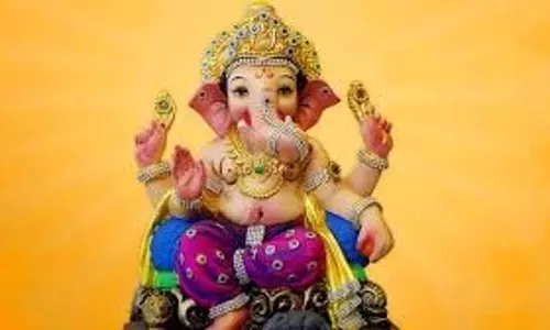 Vinayak Chaturthi 2025: विनायक चतुर्थी पर जरूर करें ये विशेष आरती, हर मनोकामना होगी पूरी Vinayak Chaturthi 2025: विनायक चतुर्थी पर जरूर करें ये विशेष आरती, हर मनोकामना होगी पूरी