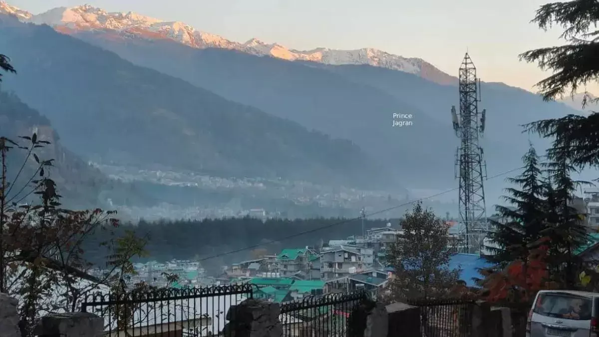 Shimla: सुखी ठंड और बारिश की कमी से हिमाचल में हालात खराब