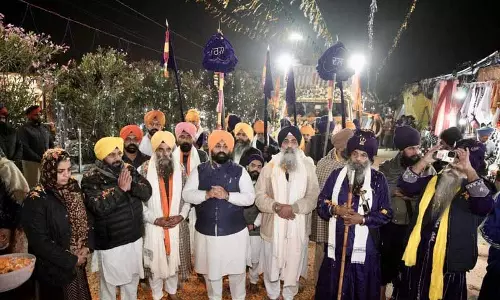 Guru Tegh Bahadur की 350वीं शहादत वर्षगांठ, श्रीनगर से नगर कीर्तन आनंदपुर साहिब पहुंचा