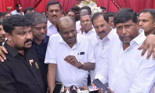 मुझे कोई भ्रम नहीं है कि यह सरकार गिर जाएगी: HD Kumaraswamy मुझे कोई भ्रम नहीं है कि यह सरकार गिर जाएगी: HD Kumaraswamy