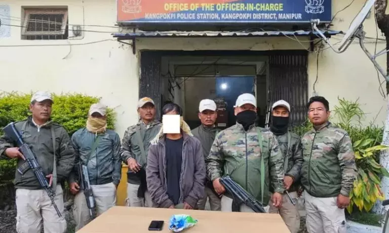 Manipur: कांगपोकपी में कुकी गांव का मुखिया करीब 1 kg अफीम के साथ गिरफ्तार