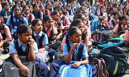 कर्नाटक पब्लिक स्कूल: बच्चों का गलत व्यवहार बढ़ रहा है