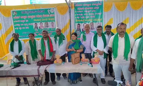 भूमि अधिग्रहण विरोधी संघर्ष के 138 दिन: सोलेपुर में किसानों की बैठक