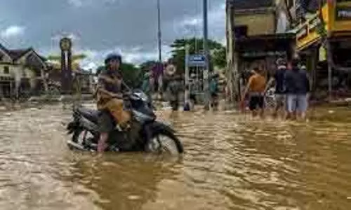 वियतनाम में बाढ़ से मरने वालों की संख्या 90 तक पहुंची