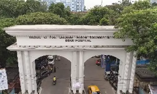Ghatal में एसिड मिला खाना खाने से एक ही परिवार के छह लोग गंभीर