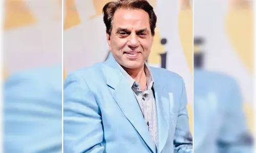 धर्मेंद्र: कांग्रेस के शासन में भाजपा के टिकट पर संसद पहुंचे, लेकिन रास नहीं आई राजनीति धर्मेंद्र: कांग्रेस के शासन में भाजपा के टिकट पर संसद पहुंचे, लेकिन रास नहीं आई राजनीति