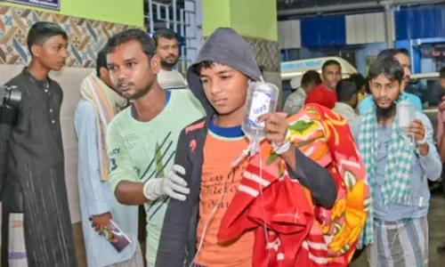 J&K के कुपवाड़ा में परिवार के 12 सदस्य बेहोश मिले, फूड पॉइज़निंग का शक