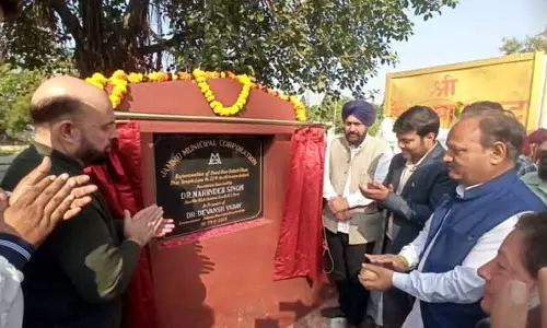 JMC ने तालाबों का जीर्णोद्धार शुरू किया, वार्ड 68 में स्ट्रीटलाइट बांटी