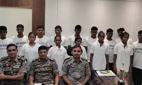 सुकमा में 13 नक्सलियों ने डाले हथियार सुकमा में 13 नक्सलियों ने डाले हथियार