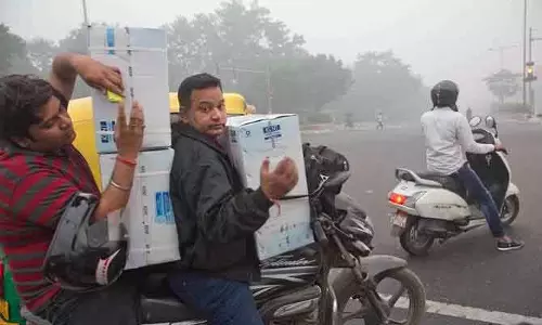 Delhi की बदतर हवा: 2025 में एक भी ‘साफ़ दिन’ नहीं, AQI 700 पार Delhi की बदतर हवा: 2025 में एक भी ‘साफ़ दिन’ नहीं, AQI 700 पार