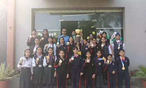 Amritsar: कराटे में स्कूली बच्चों ने जीते ढेर सारे मेडल Amritsar: कराटे में स्कूली बच्चों ने जीते ढेर सारे मेडल