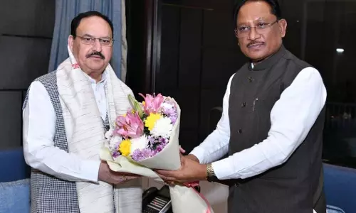 CM विष्णुदेव साय ने केंद्रीय स्वास्थ्य मंत्री जेपी नड्डा से की मुलाकात CM विष्णुदेव साय ने केंद्रीय स्वास्थ्य मंत्री जेपी नड्डा से की मुलाकात