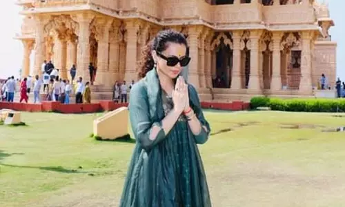 कंगना रनौत ने काशी में किए कालभैरव के दर्शन, पीएम मोदी के राम राज्य की तारीफ की कंगना रनौत ने काशी में किए कालभैरव के दर्शन, पीएम मोदी के राम राज्य की तारीफ की