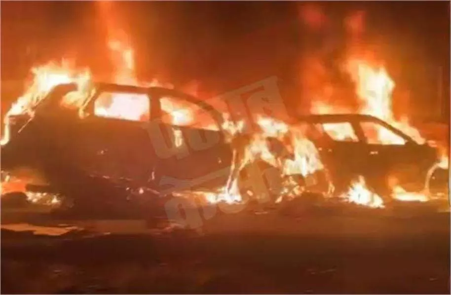 Punjab: दो गाड़ियों की टक्कर, ज़ोरदार धमाका, एक की मौत Punjab: दो गाड़ियों की टक्कर, ज़ोरदार धमाका, एक की मौत