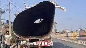 Haryana :डीजल का खाली टैंकर फटा, दो लोग घायल Haryana :डीजल का खाली टैंकर फटा, दो लोग घायल