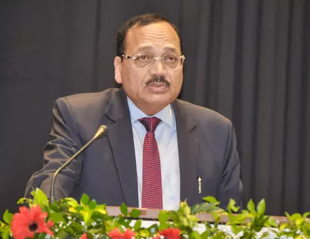 भारत के 53वें सीजेआई के तौर पर शपथ लेंगे जस्टिस सूर्यकांत भारत के 53वें सीजेआई के तौर पर शपथ लेंगे जस्टिस सूर्यकांत