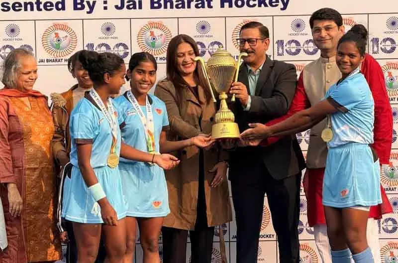 Karnal ओडिशा और हिसार की टीमों ने हॉकी खिताब जीते Karnal ओडिशा और हिसार की टीमों ने हॉकी खिताब जीते