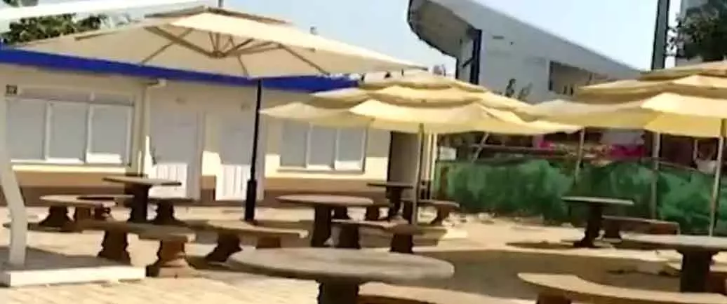 Odisha : कटक शहर में 6 करोड़ का बाराबती फूड कोर्ट बिना इस्तेमाल के पड़ा है Odisha : कटक शहर में 6 करोड़ का बाराबती फूड कोर्ट बिना इस्तेमाल के पड़ा है