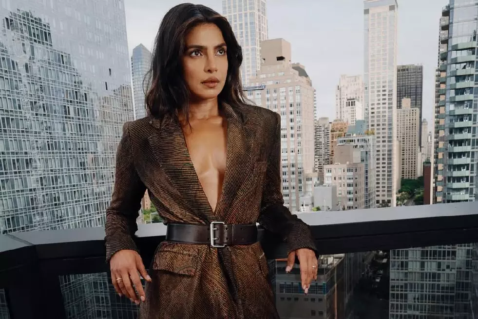Priyanka Chopra का संदेश: बैलेंस्ड लाइफ में भी एम्बिशन और अचीवमेंट संभव Priyanka Chopra का संदेश: बैलेंस्ड लाइफ में भी एम्बिशन और अचीवमेंट संभव