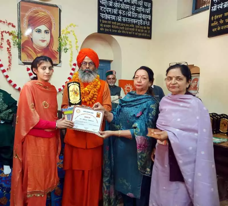 Nurpur आर्य समाज ने महिलाओं के लिए फ्री सिलाई कोर्स शुरू किया Nurpur आर्य समाज ने महिलाओं के लिए फ्री सिलाई कोर्स शुरू किया