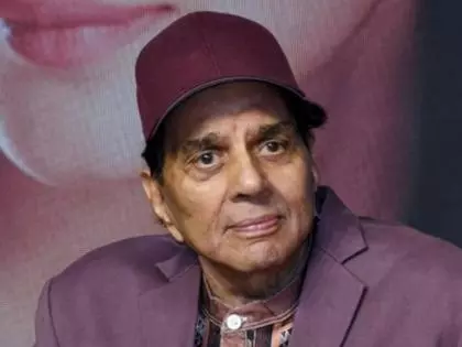 बॉलीवुड ने खोया अपना ओरिजिनल ‘ही-मैन’: 89 वर्ष में Dharmendra का निधन बॉलीवुड ने खोया अपना ओरिजिनल ‘ही-मैन’: 89 वर्ष में Dharmendra का निधन