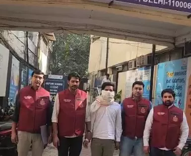 साइबर सेल ने 1.6 करोड़ रुपये की शेयर बाजार निवेश ठगी का भंडाफोड़ किया साइबर सेल ने 1.6 करोड़ रुपये की शेयर बाजार निवेश ठगी का भंडाफोड़ किया
