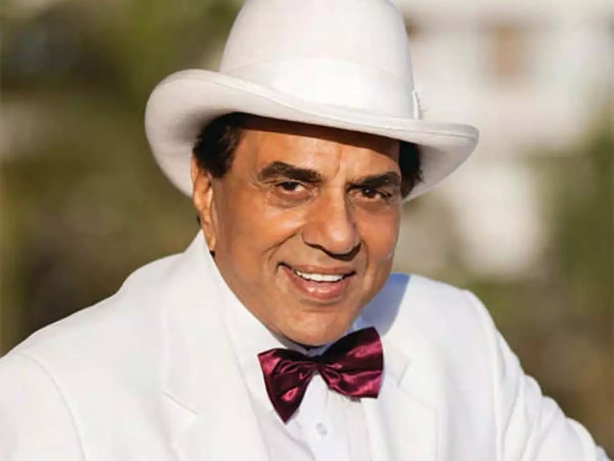 Dharmendra Death News: धर्मेंद्र का निधन, पीएम मोदी ने जताया शोक Dharmendra Death News: धर्मेंद्र का निधन, पीएम मोदी ने जताया शोक