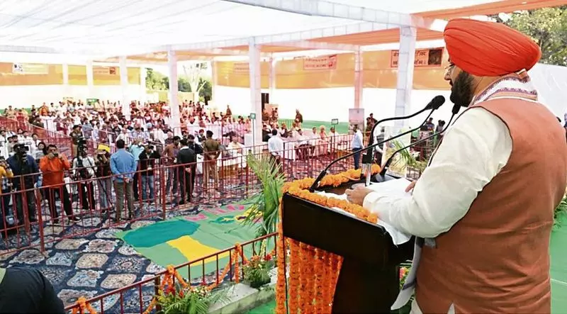 हरियाणा डायरी CM ने कॉलेज की घोषणा कर दिल जीत लिया हरियाणा डायरी CM ने कॉलेज की घोषणा कर दिल जीत लिया