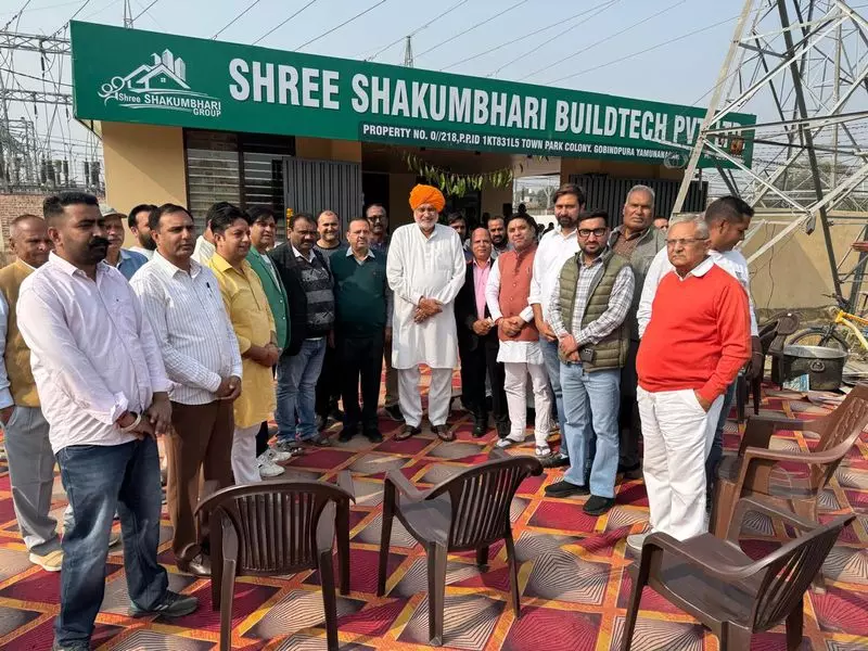 Haryana : किसानों को खेती का सामान ज़बरदस्ती बेचने के खिलाफ़ चेतावनी दी Haryana : किसानों को खेती का सामान ज़बरदस्ती बेचने के खिलाफ़ चेतावनी दी