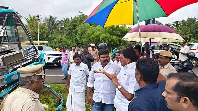 तेनकासी बस हादसा: CM ने आर्थिक मदद की घोषणा की तेनकासी बस हादसा: CM ने आर्थिक मदद की घोषणा की