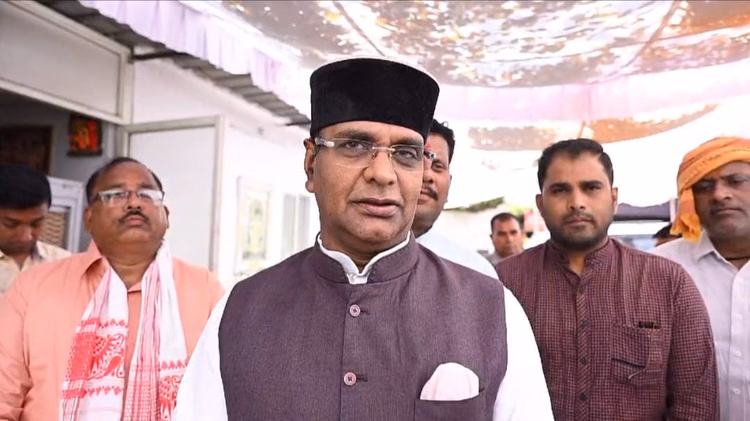 Bhopal: कानून व्यवस्था पर मंत्री सारंग का आश्वासन, सख्त कार्रवाइयाँ जारी Bhopal: कानून व्यवस्था पर मंत्री सारंग का आश्वासन, सख्त कार्रवाइयाँ जारी