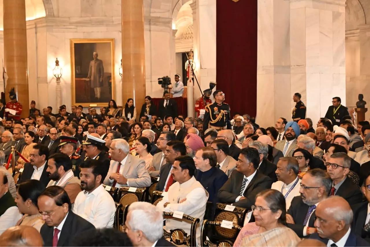 Telangana और आंध्र प्रदेश के मुख्यमंत्रियों ने नए CJI को बधाई दी Telangana और आंध्र प्रदेश के मुख्यमंत्रियों ने नए CJI को बधाई दी