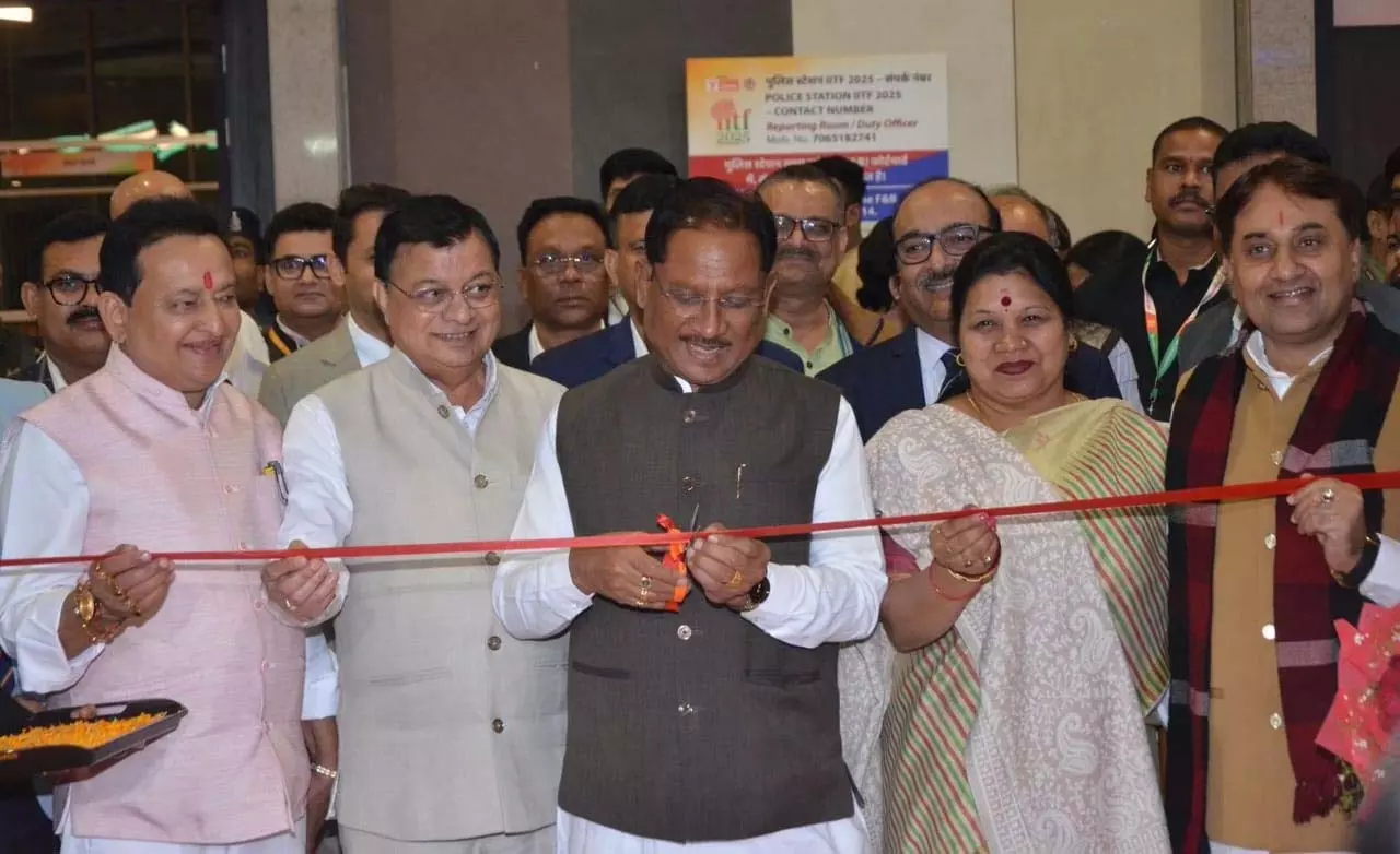 अंतरराष्ट्रीय व्यापार मेले में मुख्यमंत्री विष्णुदेव साय ने छत्तीसगढ़ पेवेलियन का किया अवलोकन अंतरराष्ट्रीय व्यापार मेले में मुख्यमंत्री विष्णुदेव साय ने छत्तीसगढ़ पेवेलियन का किया अवलोकन