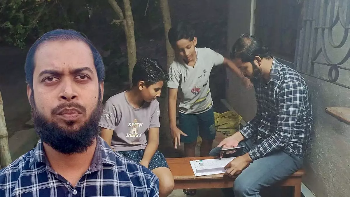 SIR का काम 17 दिनों में पूरा हुआ, BLO वाहिद ने इसे बहुत बढ़िया बताया SIR का काम 17 दिनों में पूरा हुआ, BLO वाहिद ने इसे बहुत बढ़िया बताया