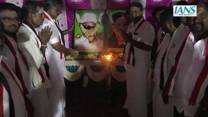 अरनी के नेथंबक्कम गांव में एआईएडीएमके का घर-घर संपर्क अभियान तेज अरनी के नेथंबक्कम गांव में एआईएडीएमके का घर-घर संपर्क अभियान तेज