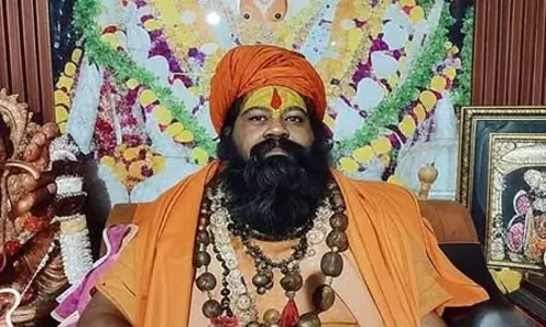 प्रधानमंत्री मोदी न होते तो राम मंदिर पर भगवा ध्वज कभी नहीं लहराता : अयोध्या के संत प्रधानमंत्री मोदी न होते तो राम मंदिर पर भगवा ध्वज कभी नहीं लहराता : अयोध्या के संत
