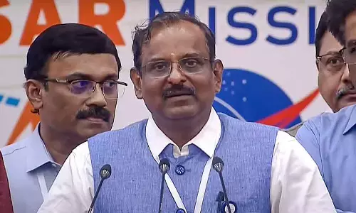 भारत को विकसित देश बनाने के लिए स्कूली शिक्षा को मजबूत करना होगा: ISRO chief Narayanan भारत को विकसित देश बनाने के लिए स्कूली शिक्षा को मजबूत करना होगा: ISRO chief Narayanan