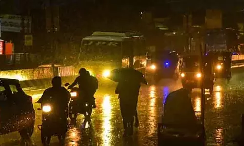 Chennai और 17 जिलों में रात में बारिश की संभावना